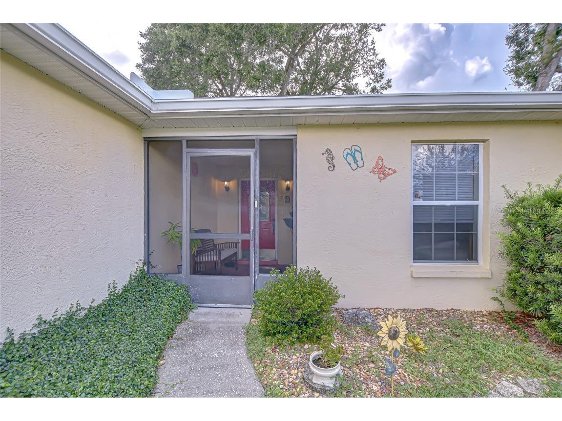 6911 Oakcrest Way Zephyrhills FL 33542 W7881903 image49
