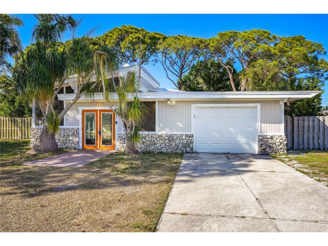 6912 Alderwood Drive Sarasota FL 34243 A4565878 image1