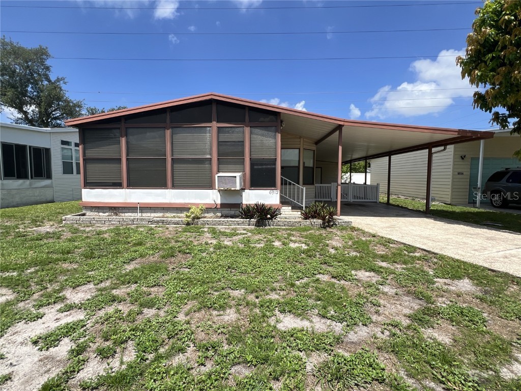 6912 Americana Drive NE #170 Saint Petersburg FL 33702 - TAMPA BAY TB8356760 image1