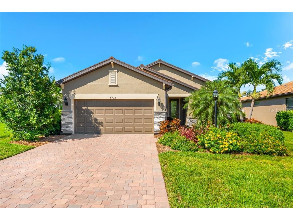 6912 Gosport Cove Bradenton FL 34202 A4667254 image1