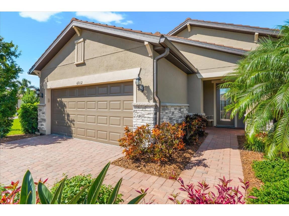 6912 Gosport Cove Bradenton FL 34202 A4667254 image3