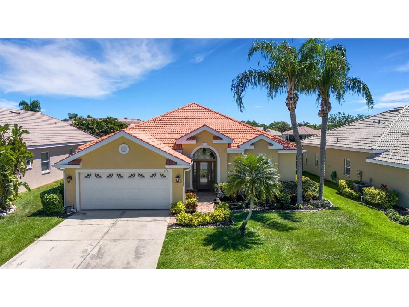 6912 Superior Street Circle Sarasota FL 34243 A4605557 image1