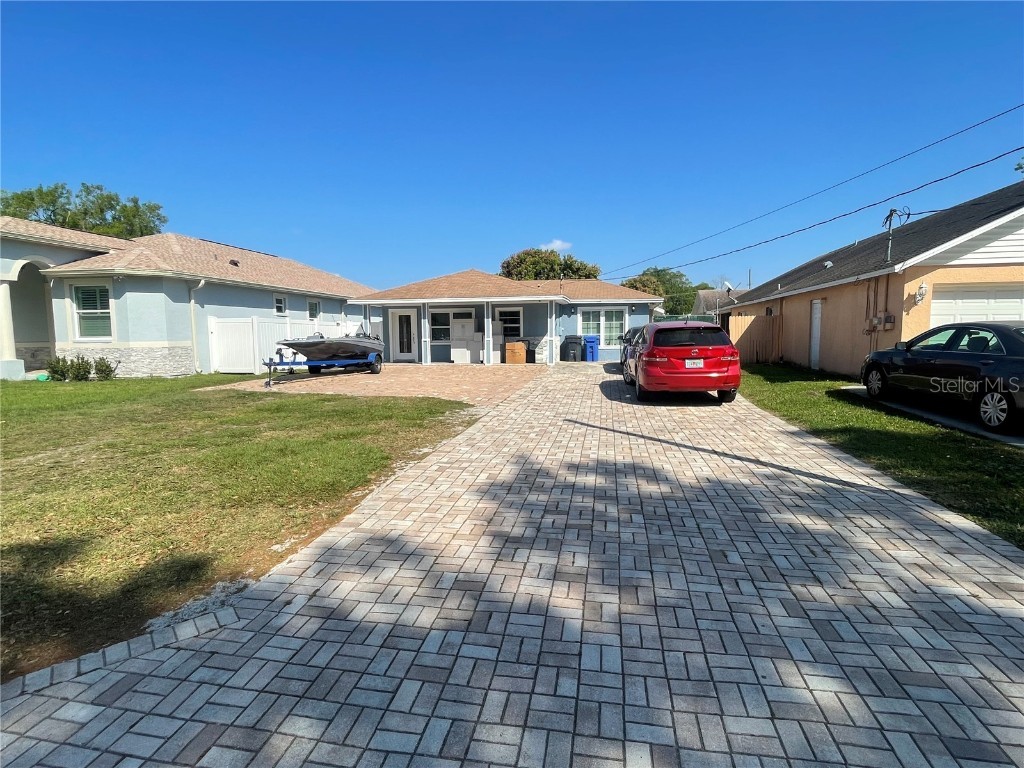 6913 Blossom Avenue Tampa FL 33614 T3432792 image1