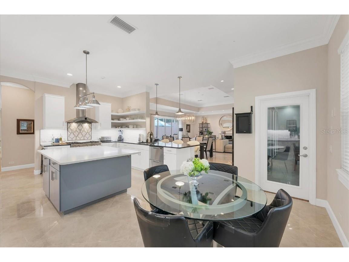 6914 Stanhope Place University Park FL 34201 A4666056 image35