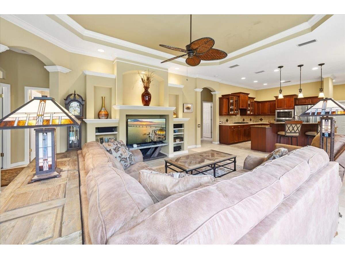 6914 Treymore Court Sarasota FL 34243 A4688605 image17