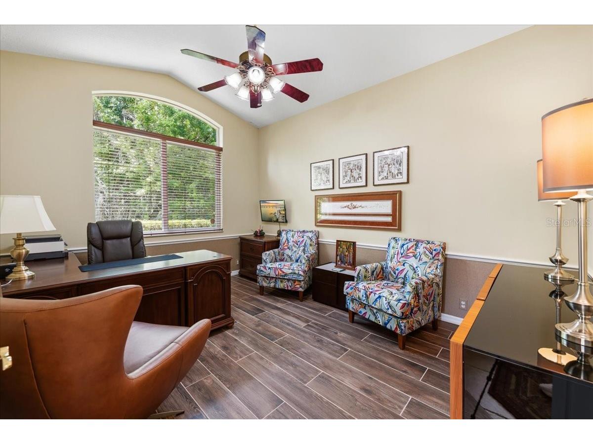 6914 Treymore Court Sarasota FL 34243 A4688605 image19