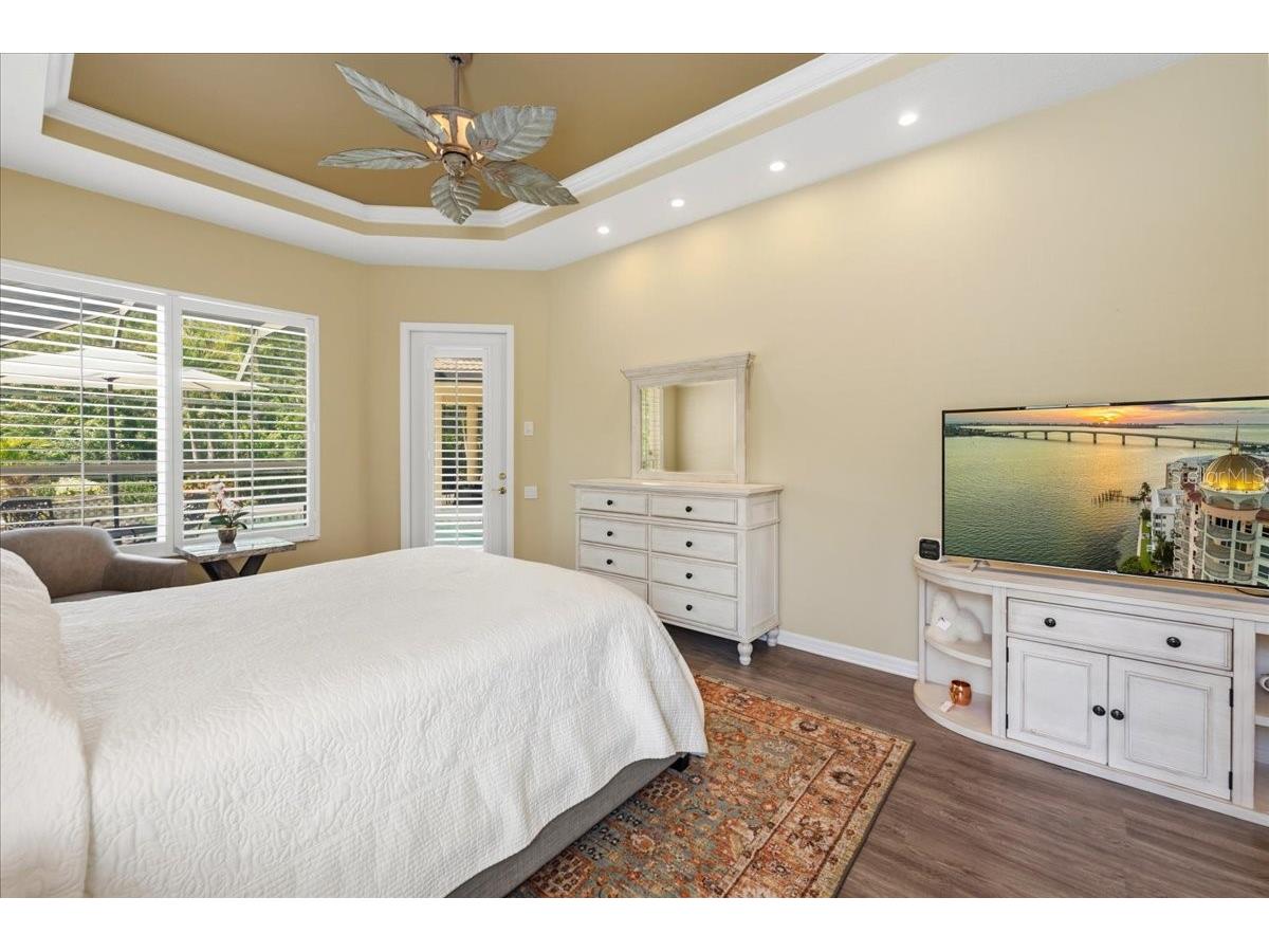 6914 Treymore Court Sarasota FL 34243 A4688605 image24
