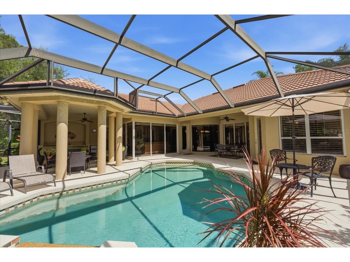 6914 Treymore Court Sarasota FL 34243 A4688605 image37