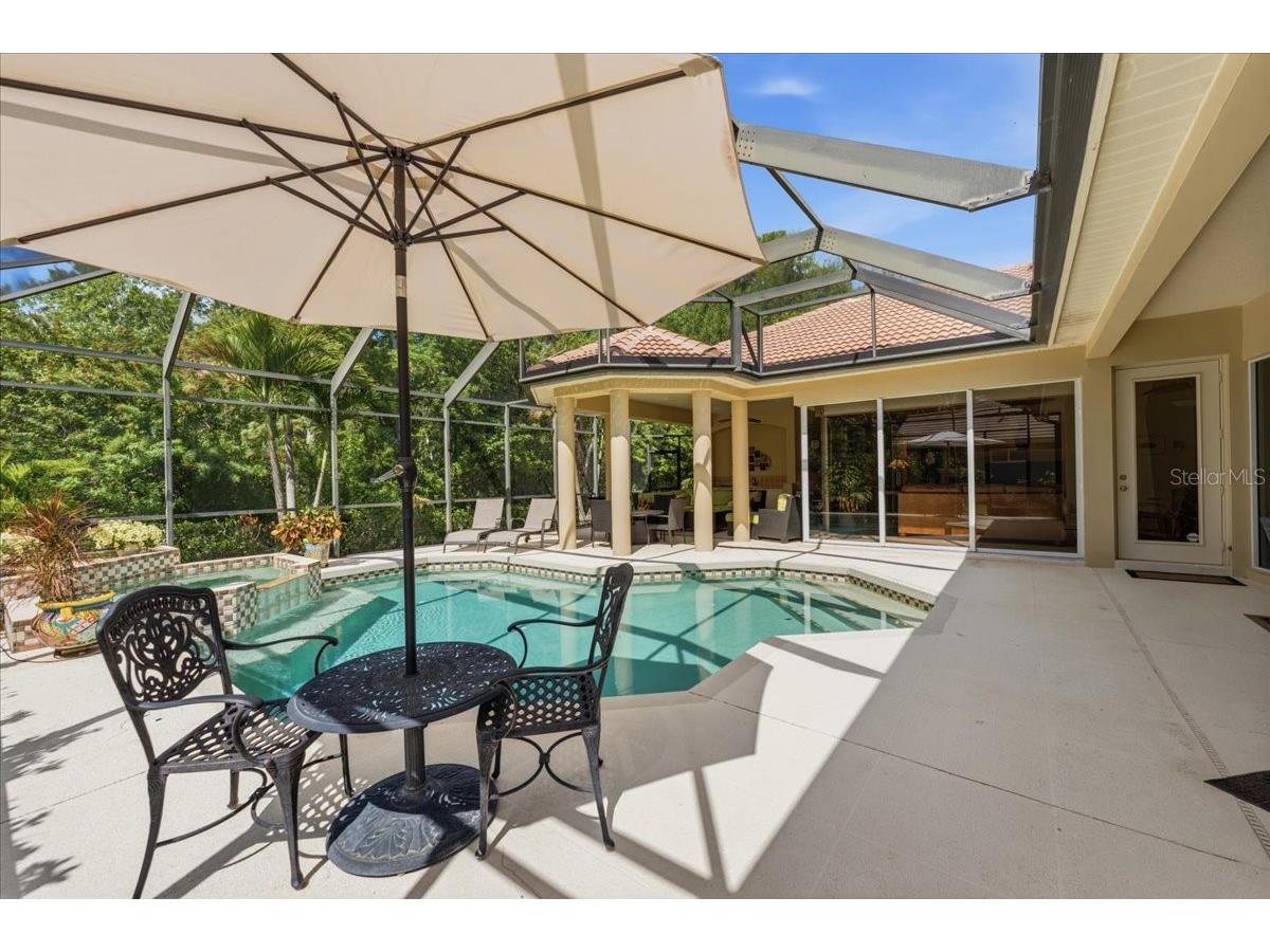 6914 Treymore Court Sarasota FL 34243 A4688605 image41
