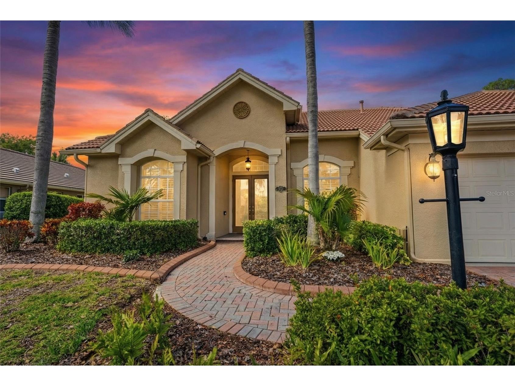 6914 Treymore Court Sarasota FL 34243 A4688605 image46