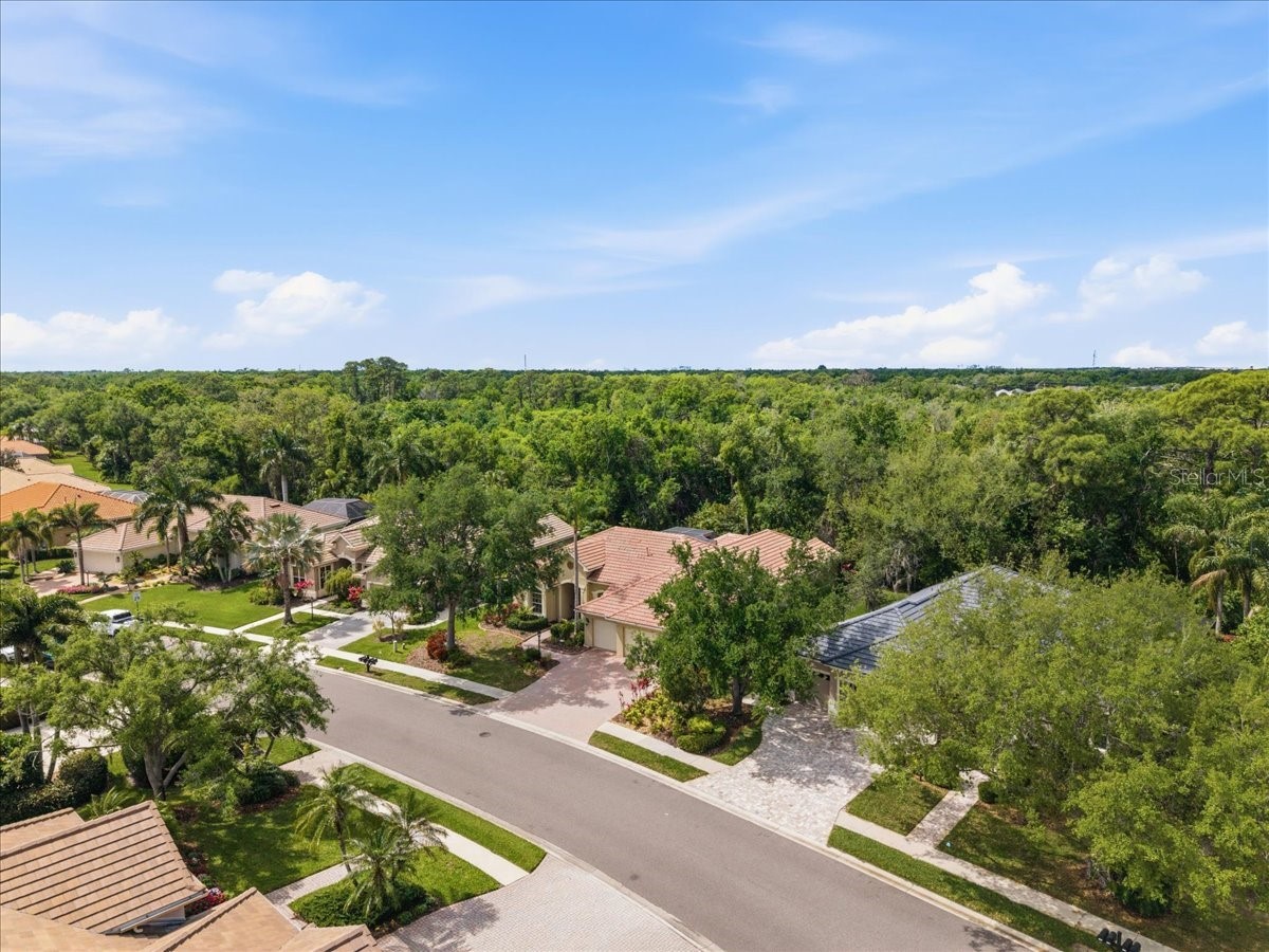 6914 Treymore Court Sarasota FL 34243 A4688605 image51