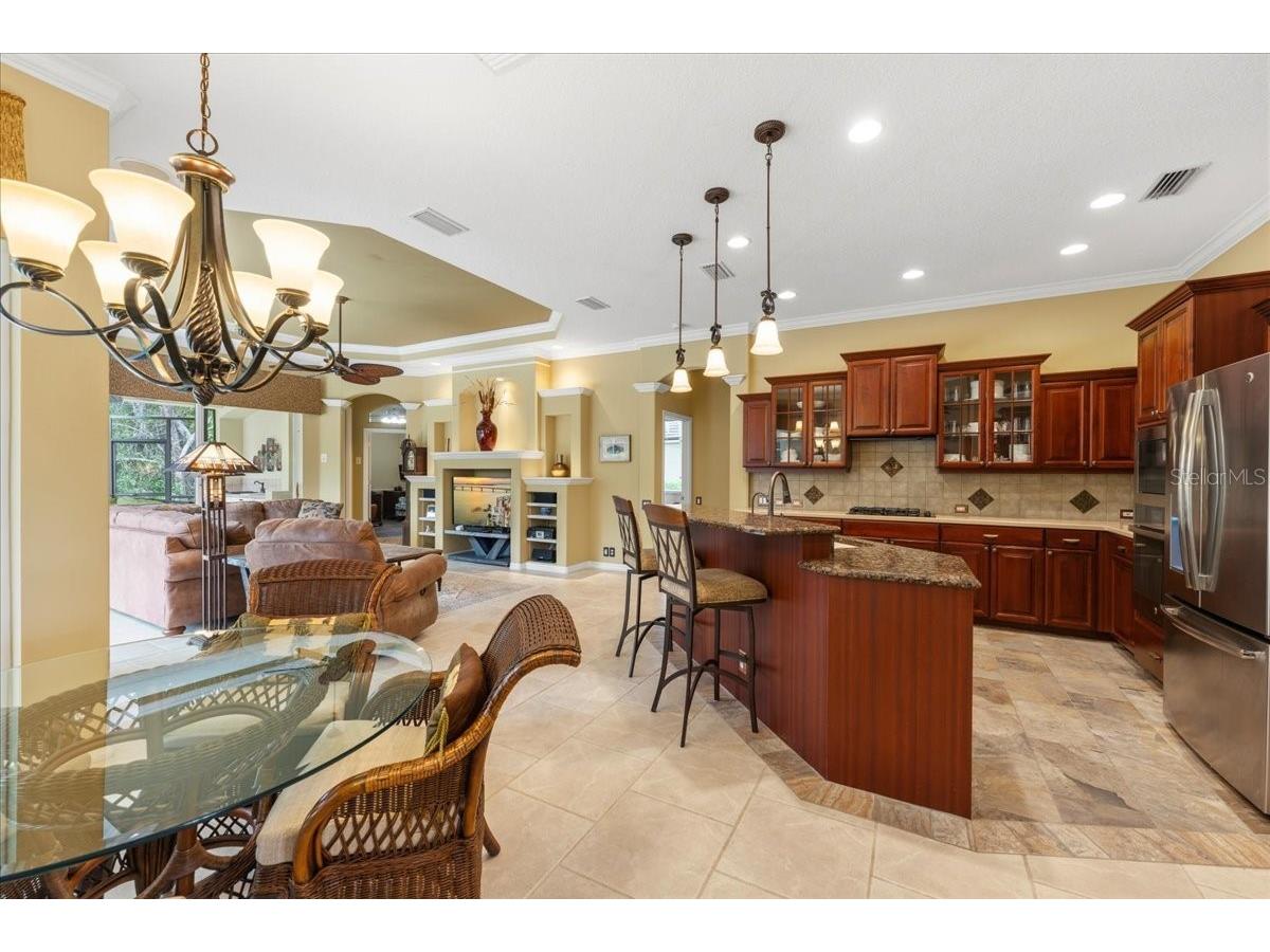 6914 Treymore Court Sarasota FL 34243 A4688605 image8
