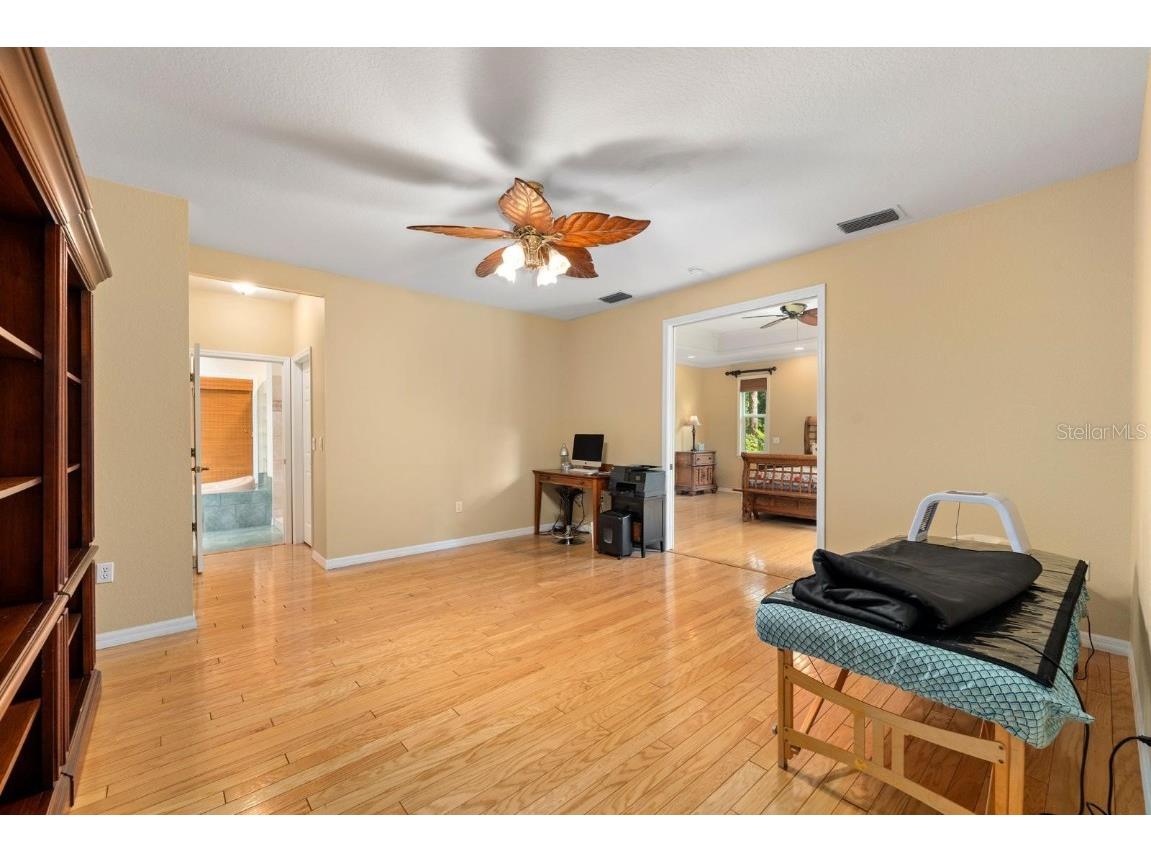 6915 215th Street E Bradenton FL 34211 TB8387374 image17