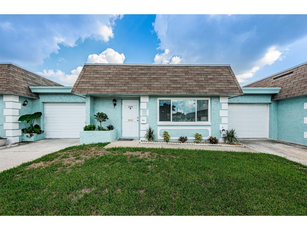 6915 Monte Carlo Drive N Pinellas Park FL 33781 U8206114 image1