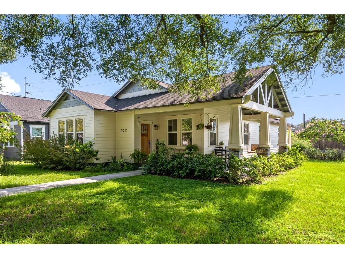 6915 N Central Avenue Tampa FL 33604 J974061 image1