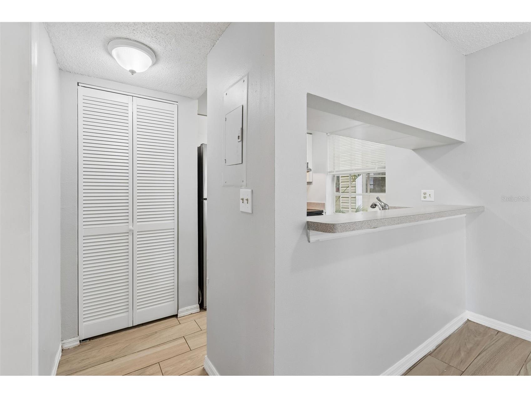 6915 Stones Throw Circle N #3106 Saint Petersburg FL 33710 TB8484140 image10