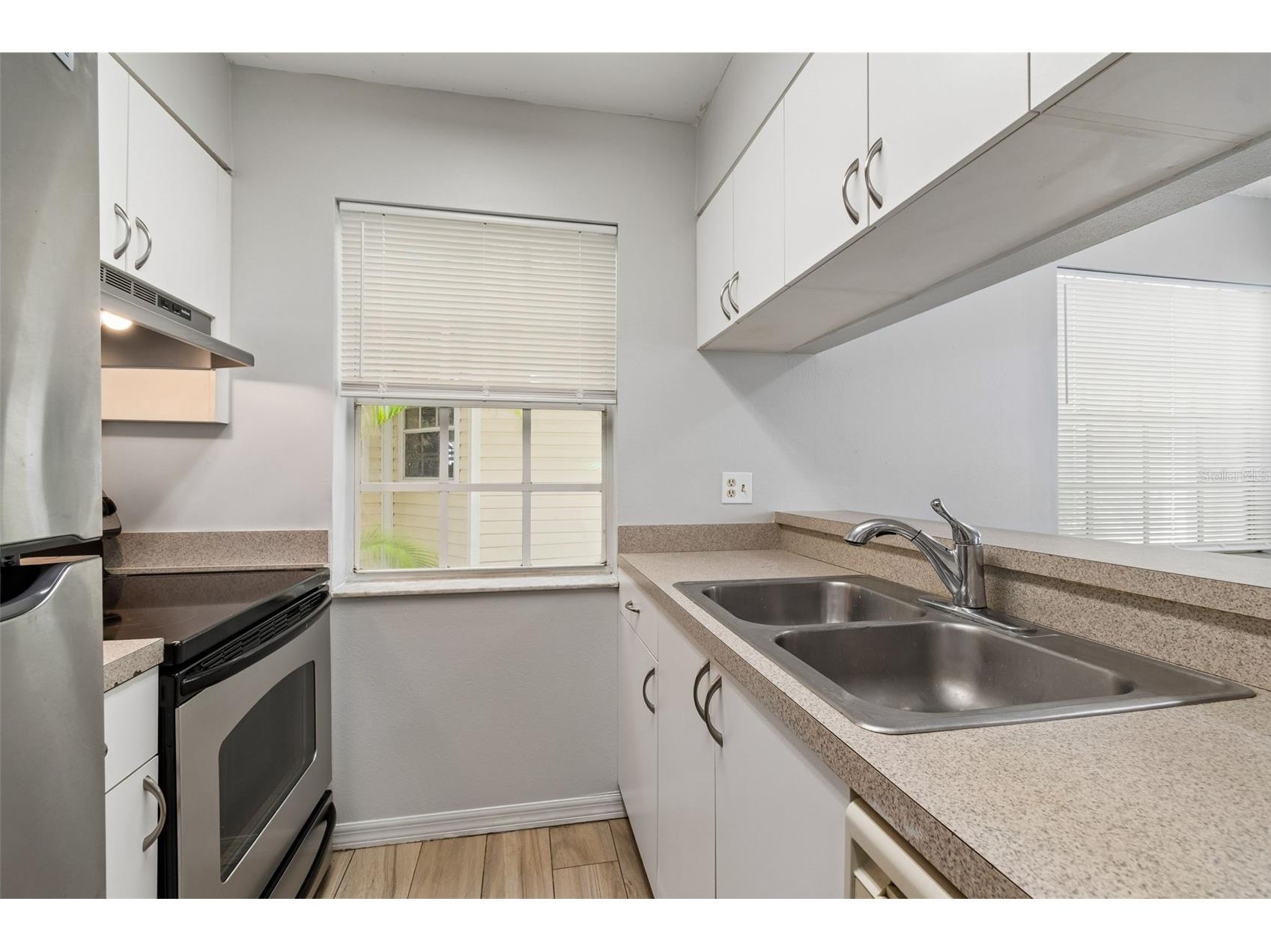 6915 Stones Throw Circle N #3106 Saint Petersburg FL 33710 TB8484140 image11