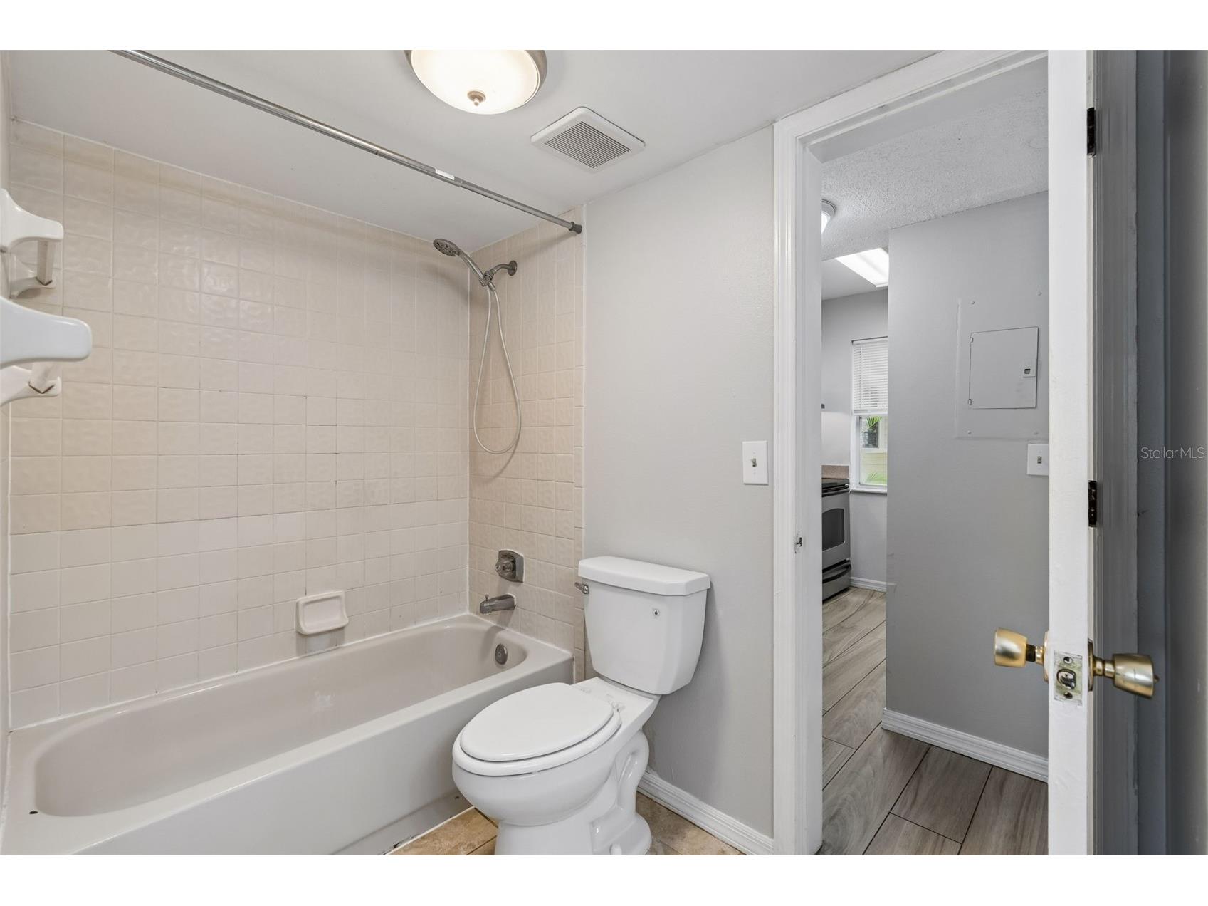 6915 Stones Throw Circle N #3106 Saint Petersburg FL 33710 TB8484140 image15