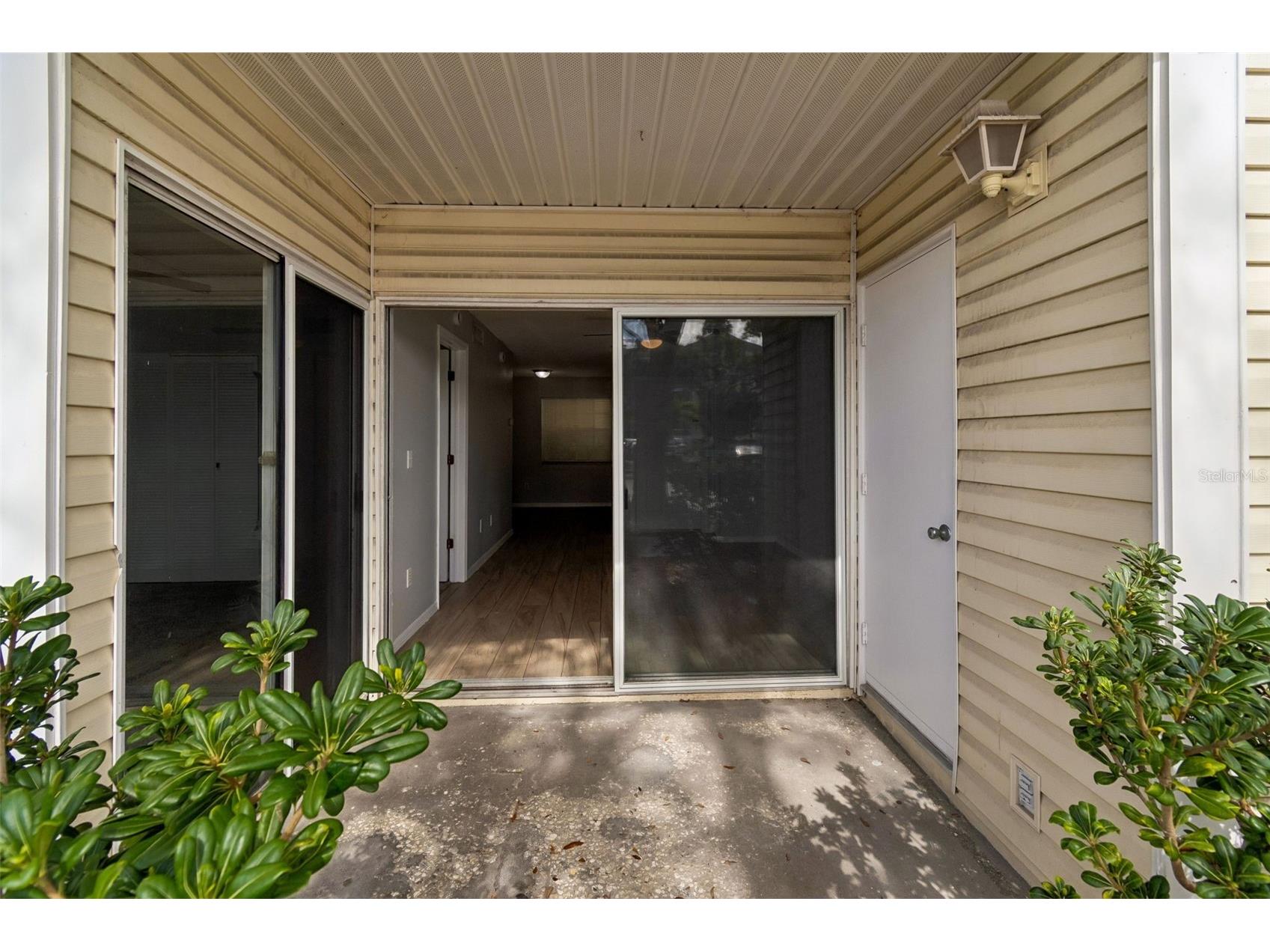 6915 Stones Throw Circle N #3106 Saint Petersburg FL 33710 TB8484140 image25