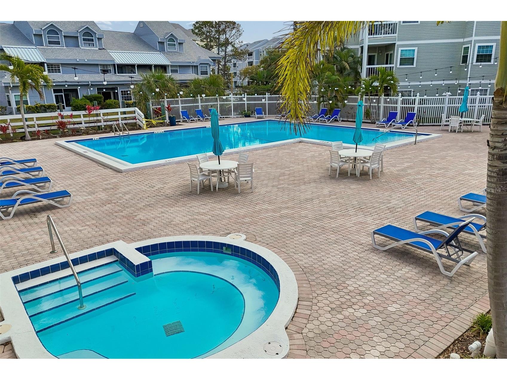 6915 Stones Throw Circle N #3106 Saint Petersburg FL 33710 TB8484140 image35