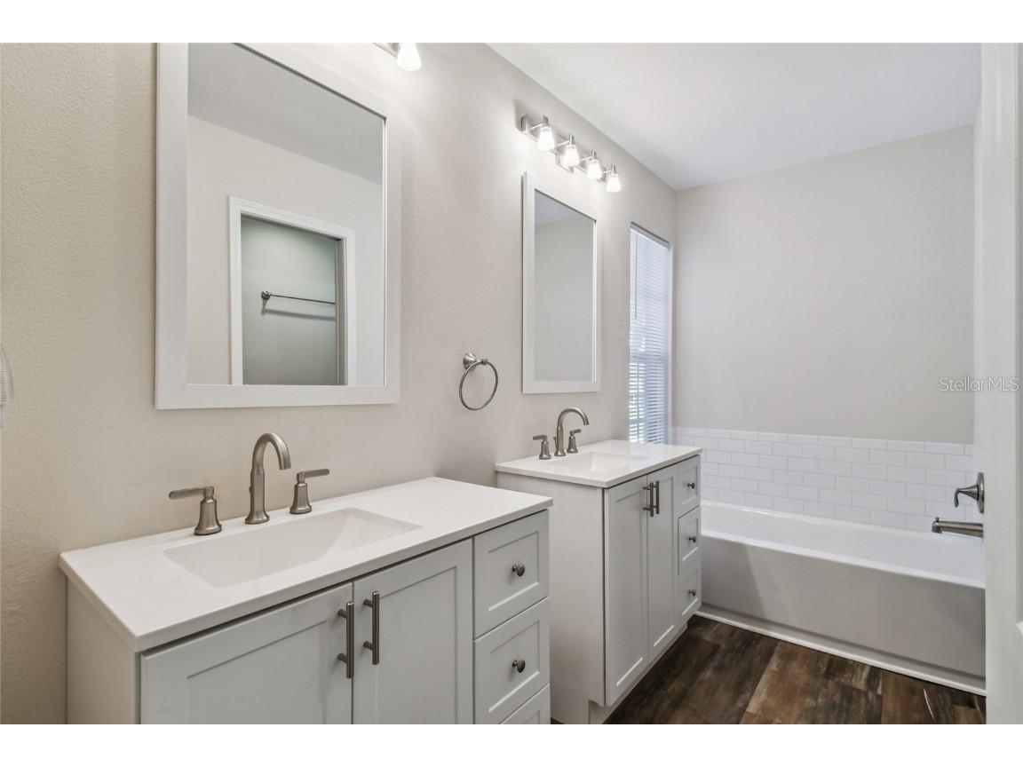 6916 Lake Place Court Tampa FL 33634 TB8445561 image25