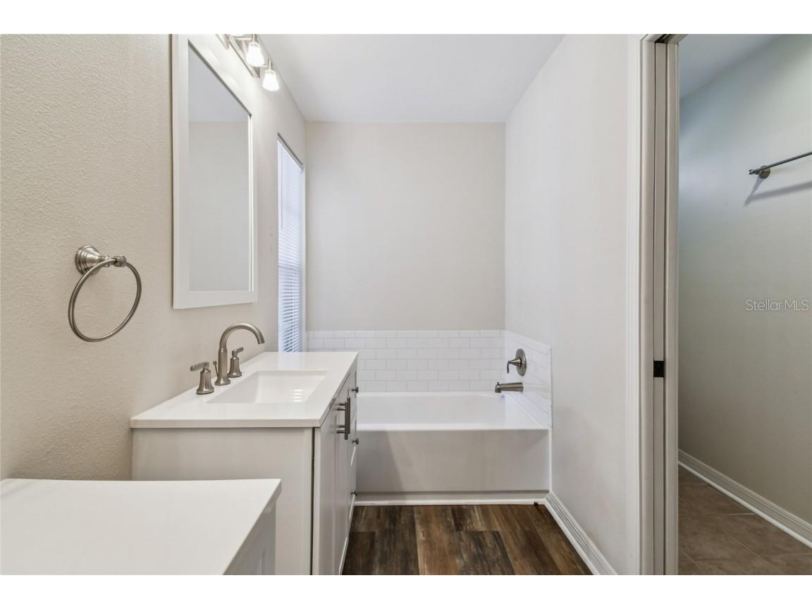 6916 Lake Place Court Tampa FL 33634 TB8445561 image26