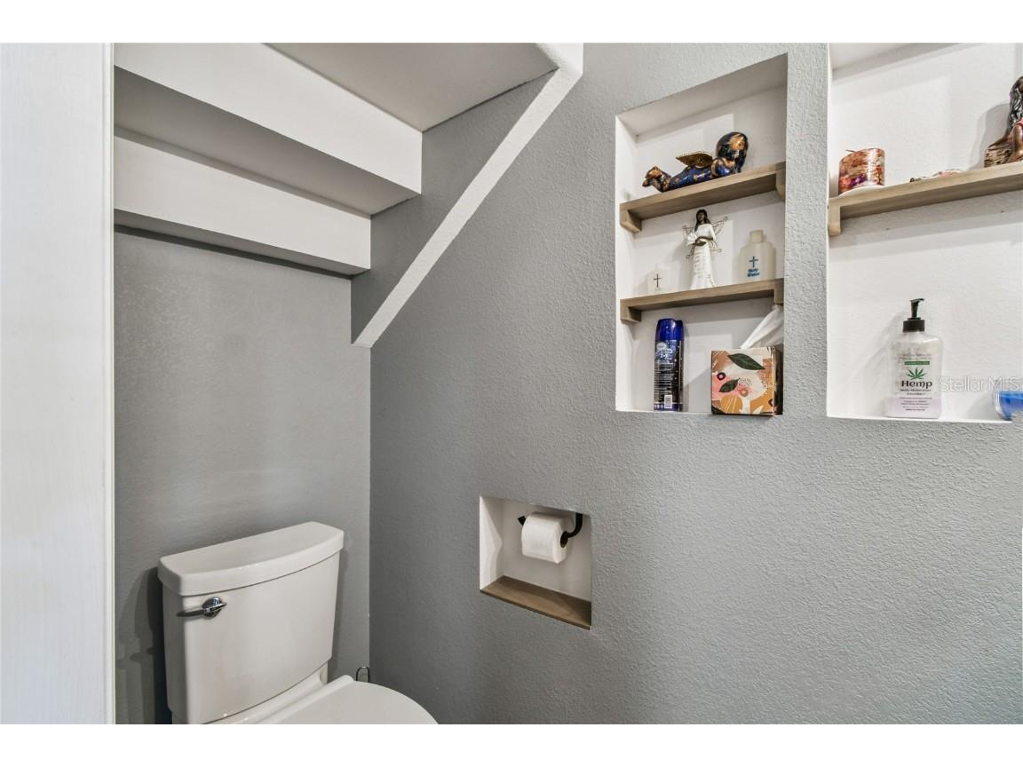 6916 Lake Place Court Tampa FL 33634 TB8445561 image32