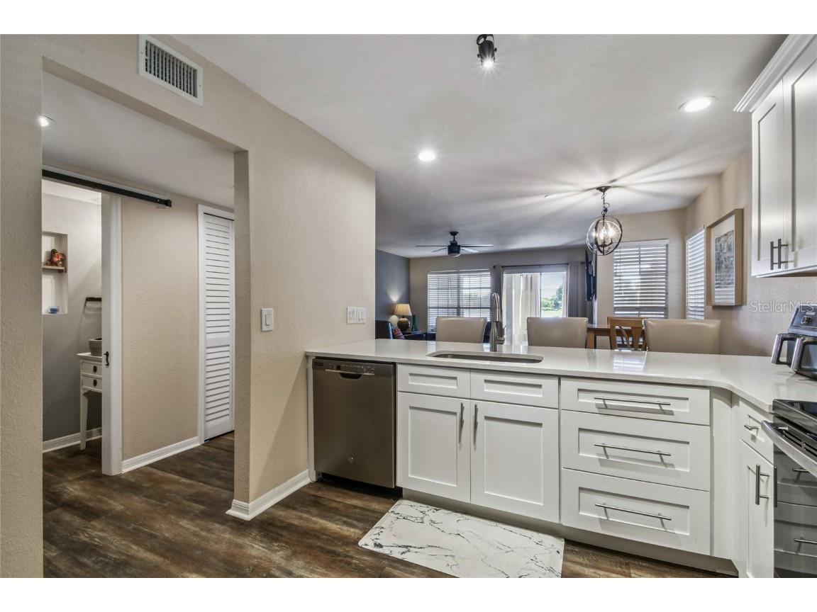 6916 Lake Place Court Tampa FL 33634 TB8445561 image9