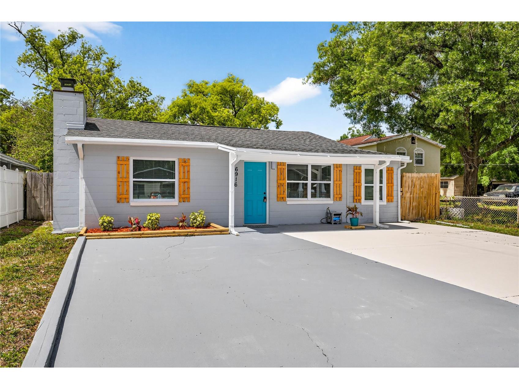 6916 N Orleans Avenue Tampa FL 33604 W7885557 image1