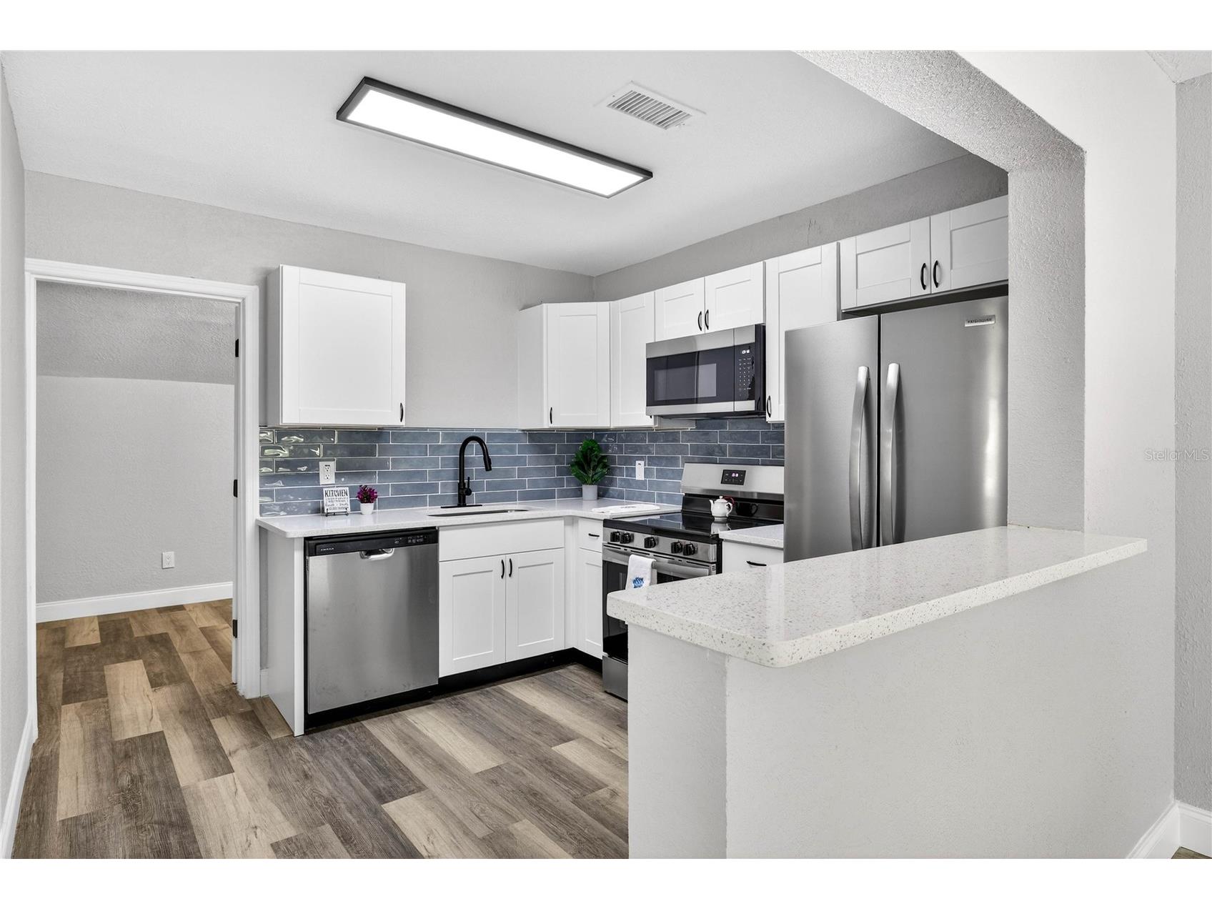 6916 N Orleans Avenue Tampa FL 33604 W7885557 image4