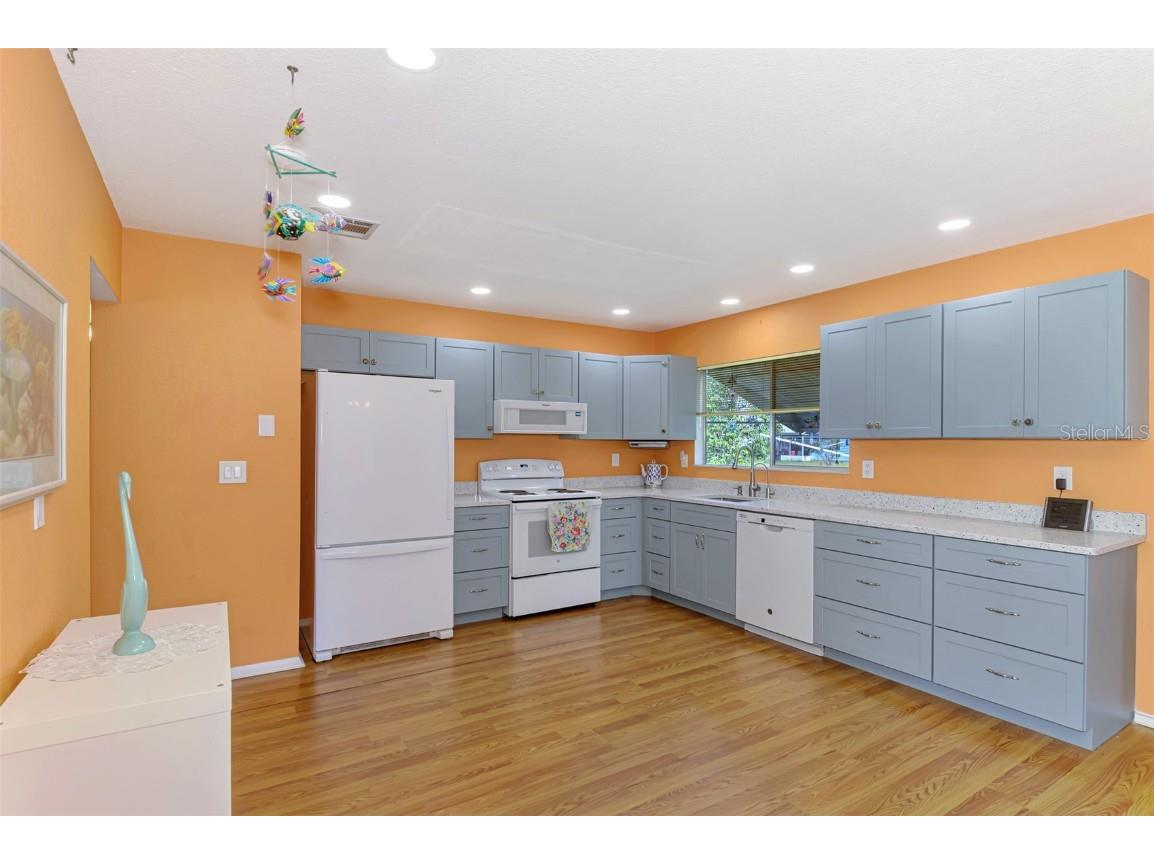 6916 Roslyn Court North Port FL 34287 C7516402 image14