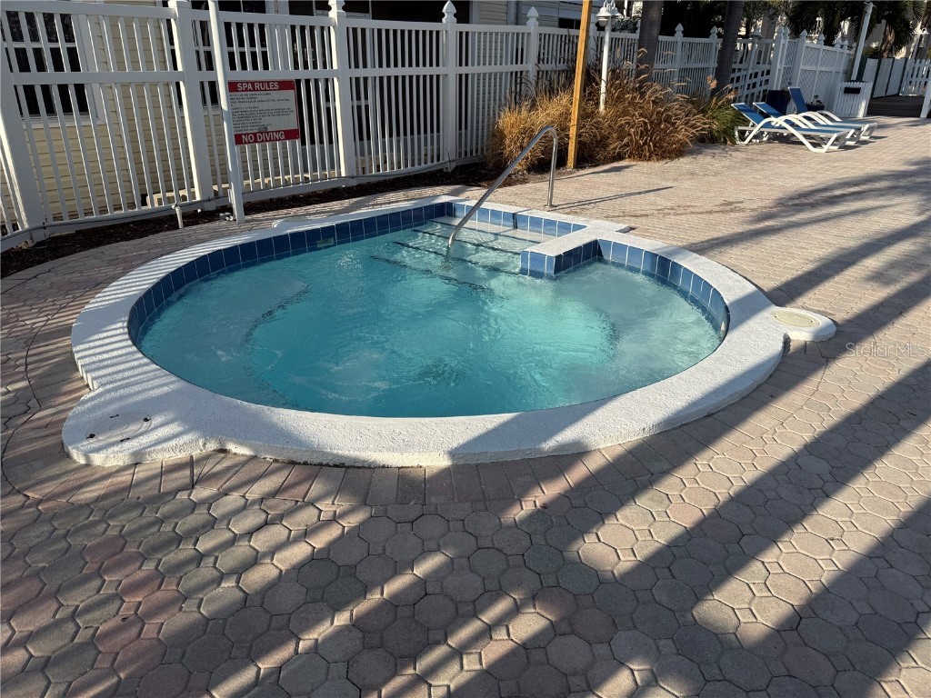 6916 Stones Throw Circle N #9110 Saint Petersburg FL 33710 TB8449483 image16