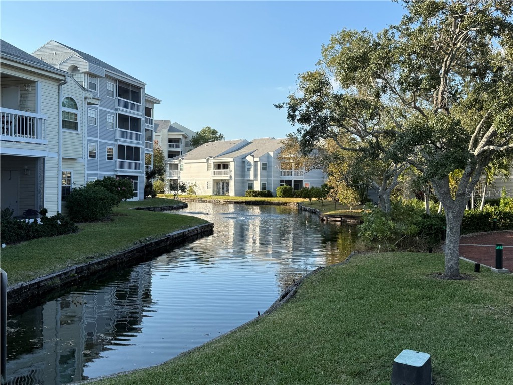 6916 Stones Throw Circle N #9110 Saint Petersburg FL 33710 TB8449483 image25