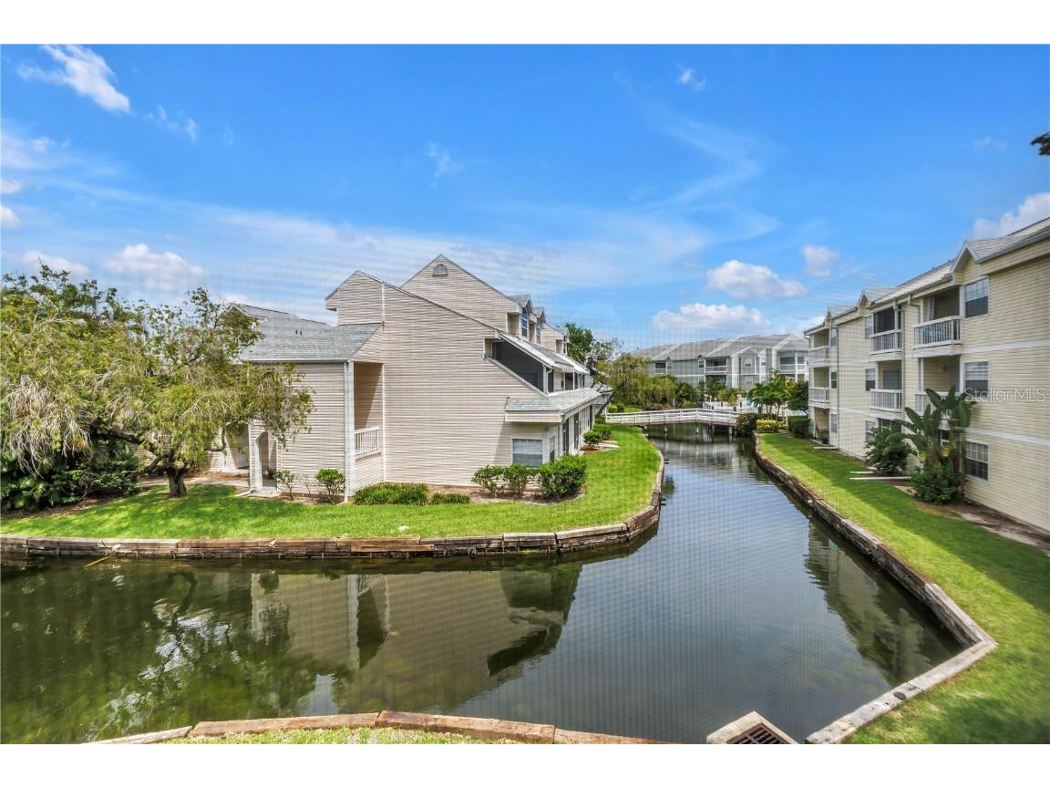 6916 Stones Throw Circle N #9207 Saint Petersburg FL 33710 TB8403858 image1