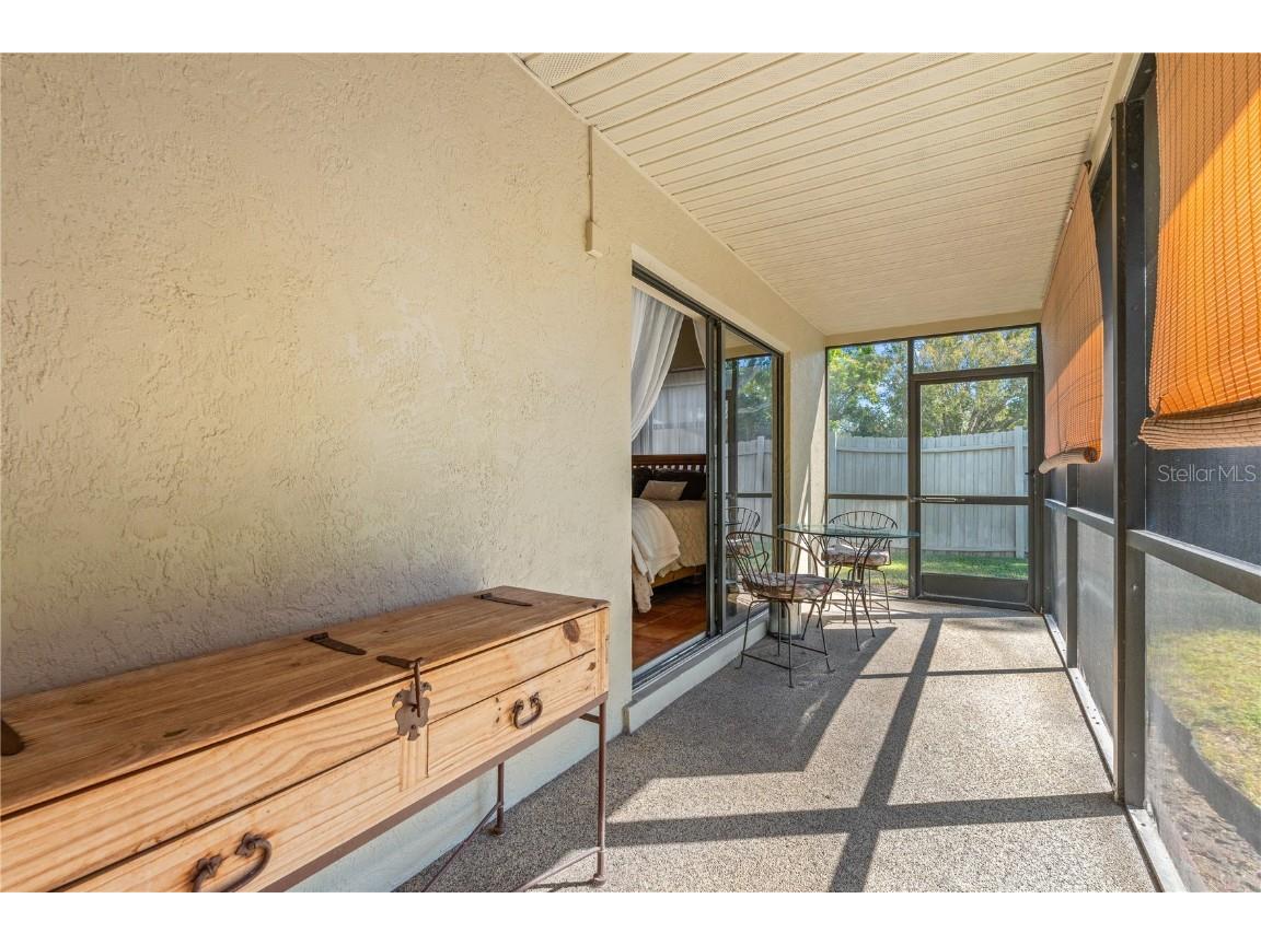 6916 Waverly Street Sarasota FL 34243 A4672359 image24