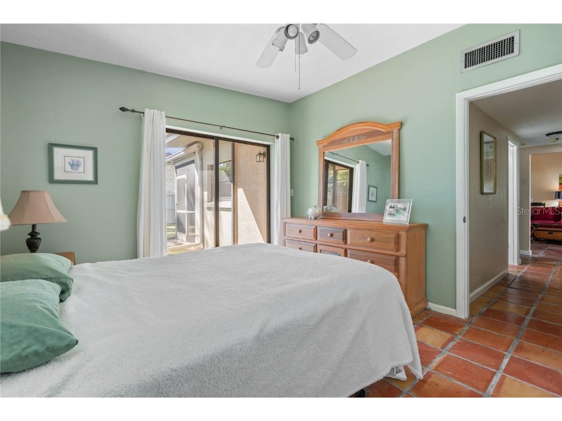 6916 Waverly Street Sarasota FL 34243 A4672359 image29