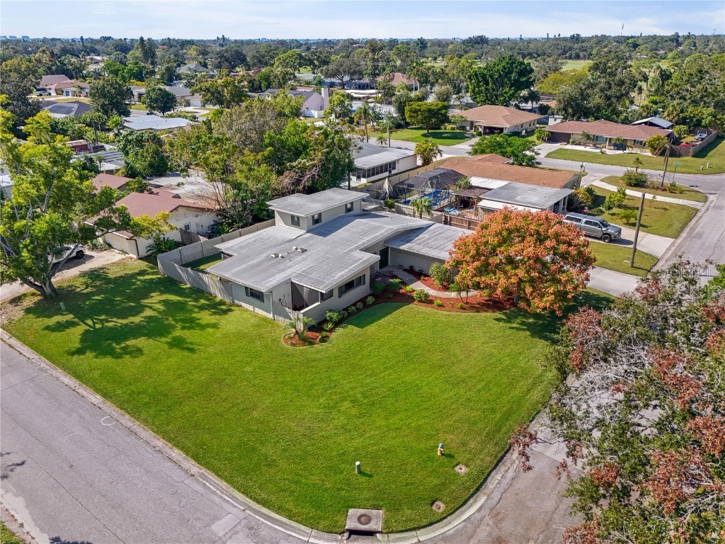 6916 Waverly Street Sarasota FL 34243 A4672359 image43