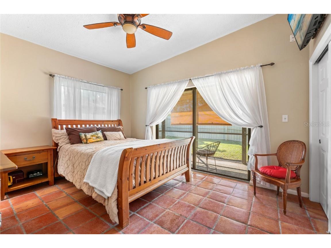 6916 Waverly Street Sarasota FL 34243 A4672359 image7