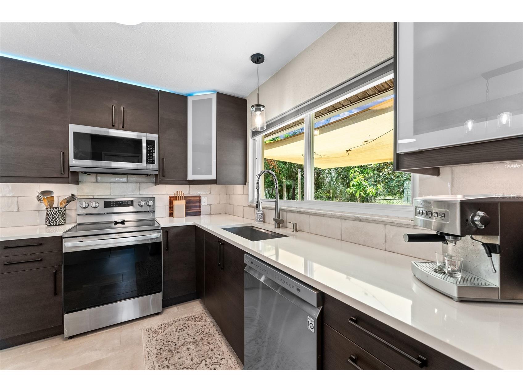 6916 Williams Drive Tampa FL 33634 TB8522066 image23