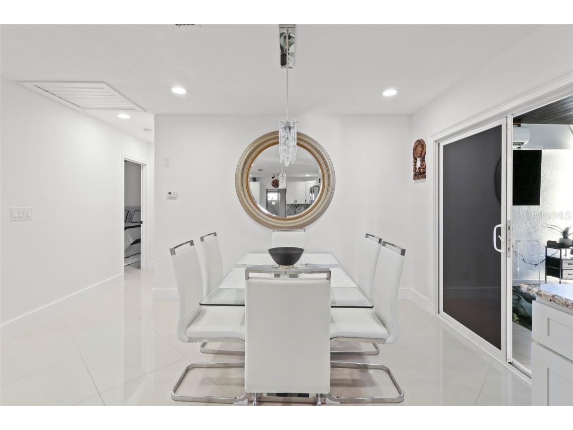 6917 22nd Street W Bradenton FL 34207 A4658445 image10