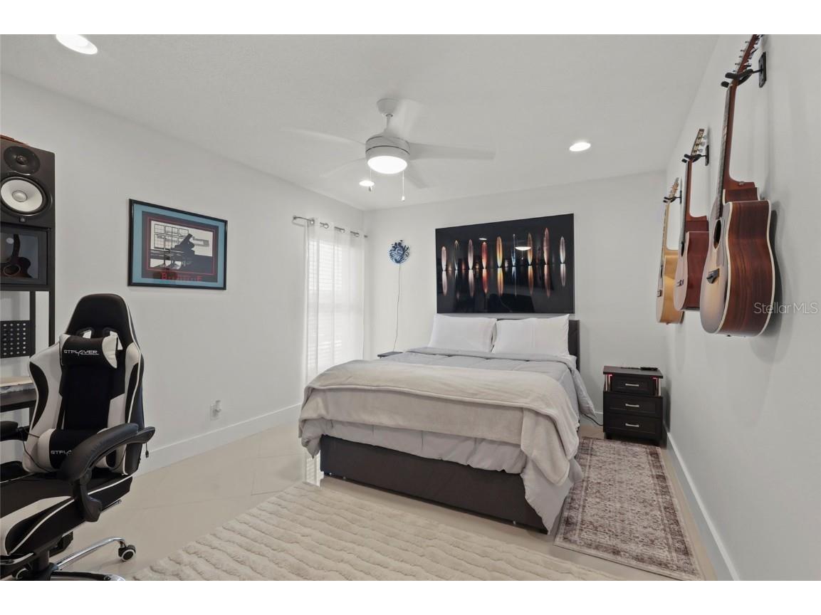 6917 22nd Street W Bradenton FL 34207 A4658445 image16