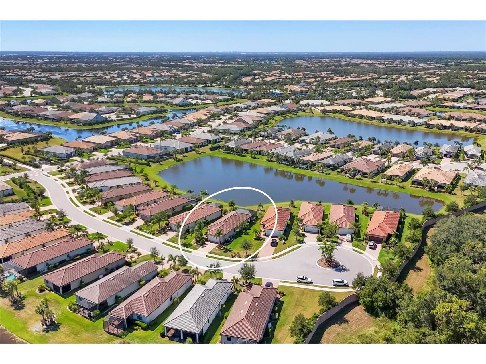 6918 Hanover Court Lakewood Ranch FL 34202 A4668217 image3