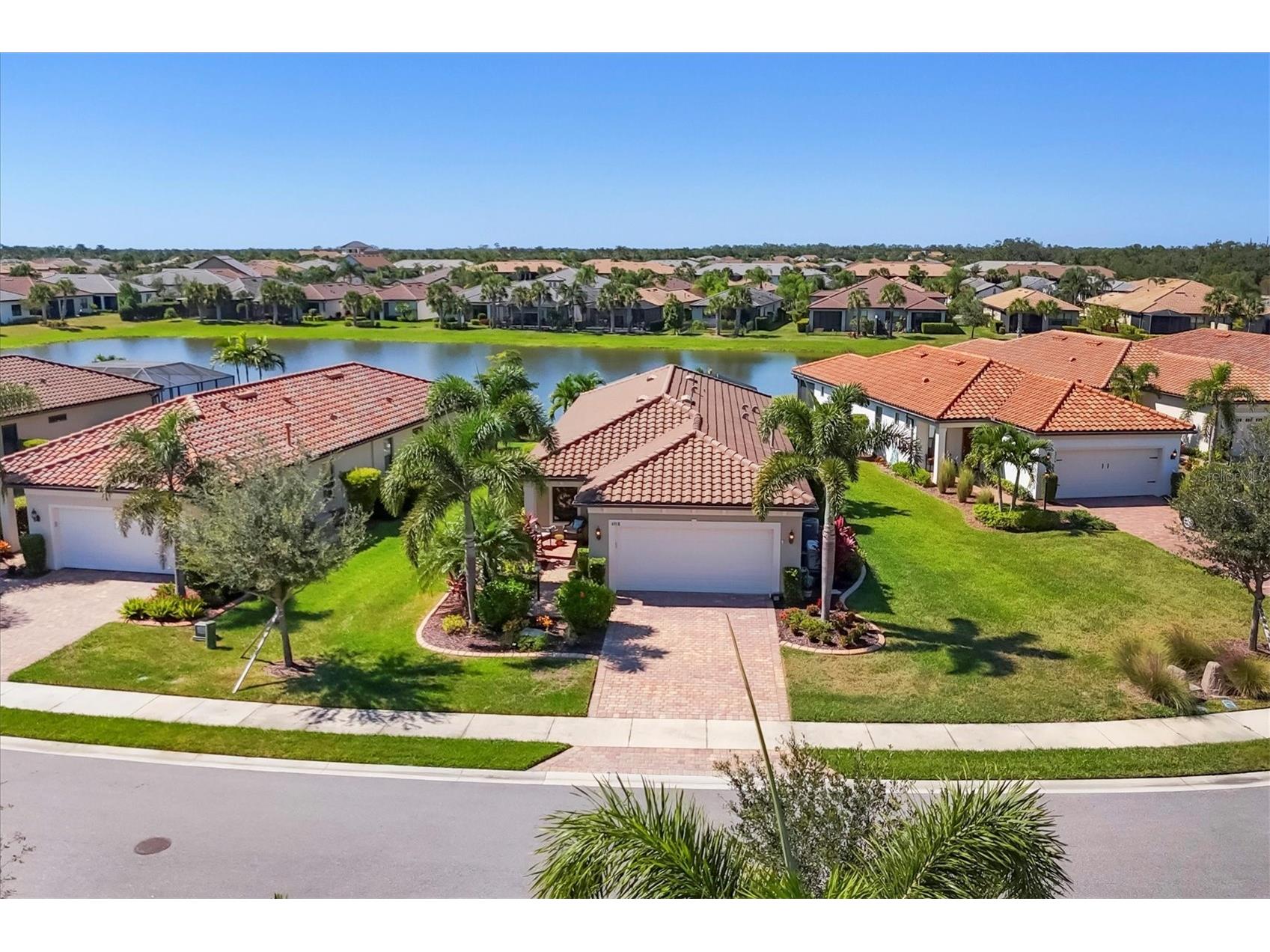 6918 Hanover Court Lakewood Ranch FL 34202 A4668217 image47