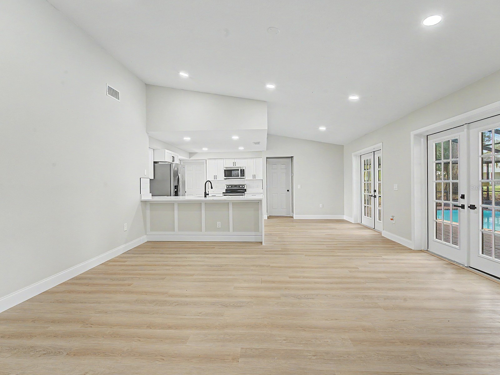 6918 Odoniel Loop W Lakeland FL 33809 TB8493967 image10