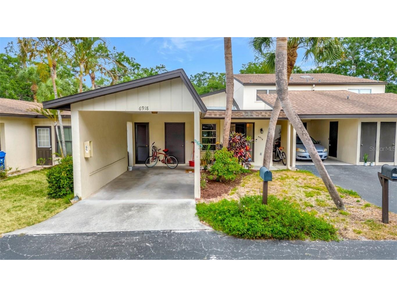 6918 Woodwind Drive #9 Sarasota FL 34231 A4568475 image1