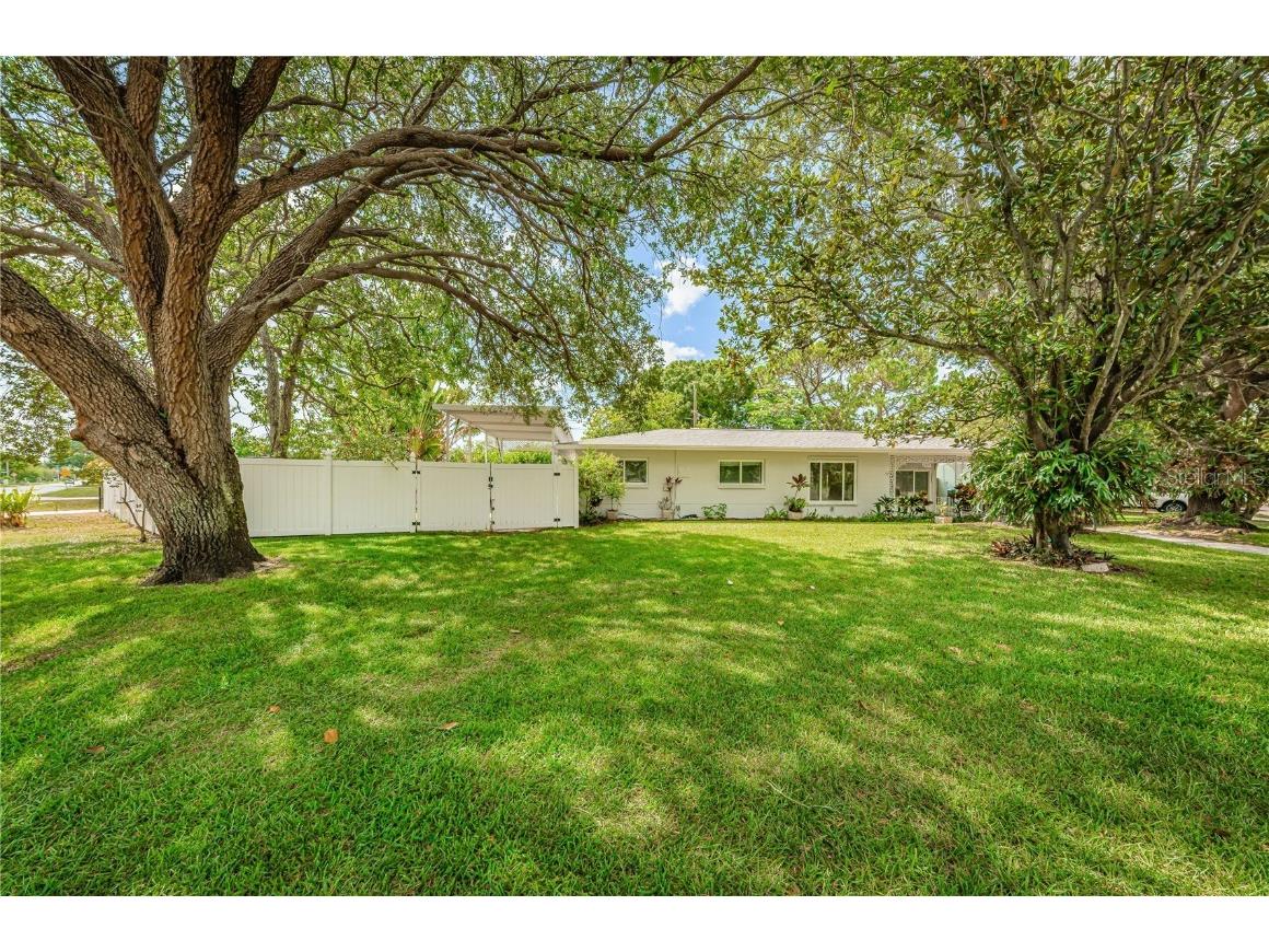 6919 16th Street N Saint Petersburg FL 33702 U8203306 image1