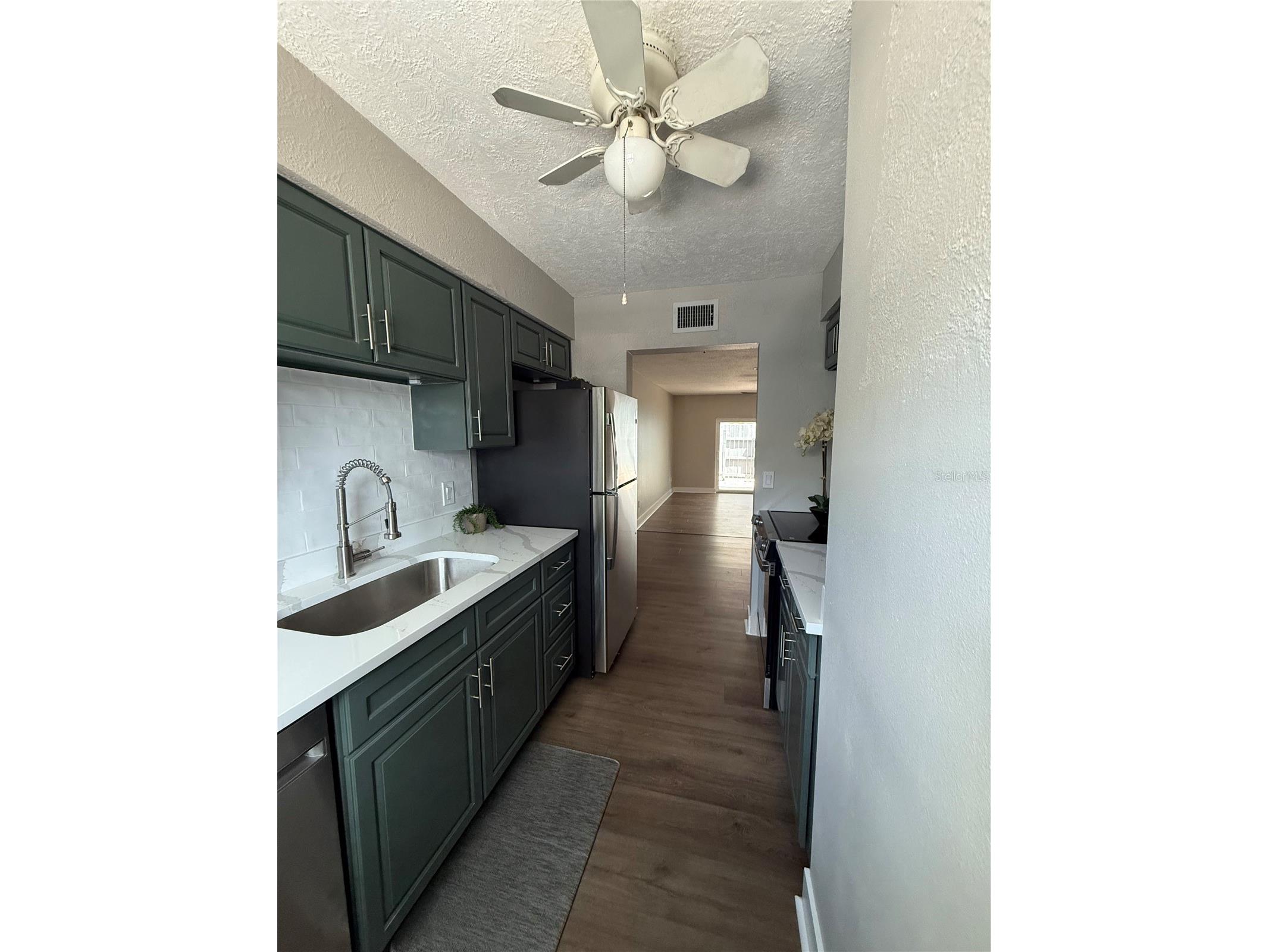 6919 Place De La Paix #6919 Saint Petersburg FL 33707 TB8495121 image15