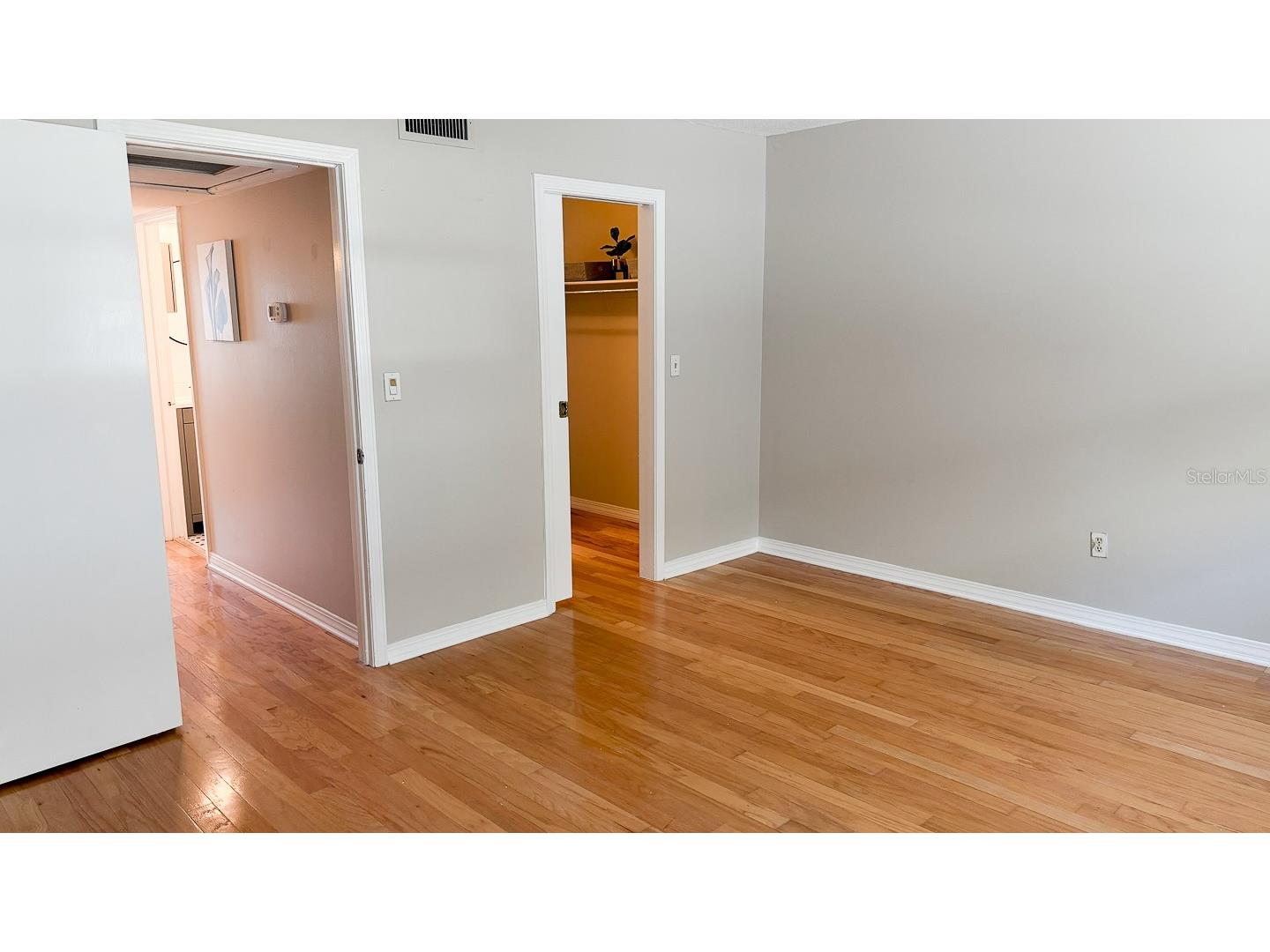 6919 Place De La Paix #6919 Saint Petersburg FL 33707 TB8495121 image40