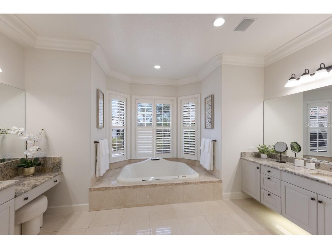 6919 Westchester Circle Lakewood Ranch FL 34202 A4651843 image27