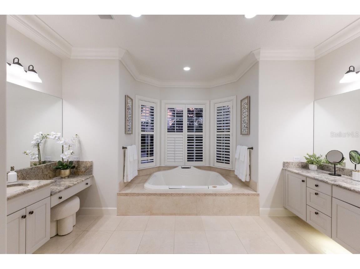 6919 Westchester Circle Lakewood Ranch FL 34202 A4651843 image58